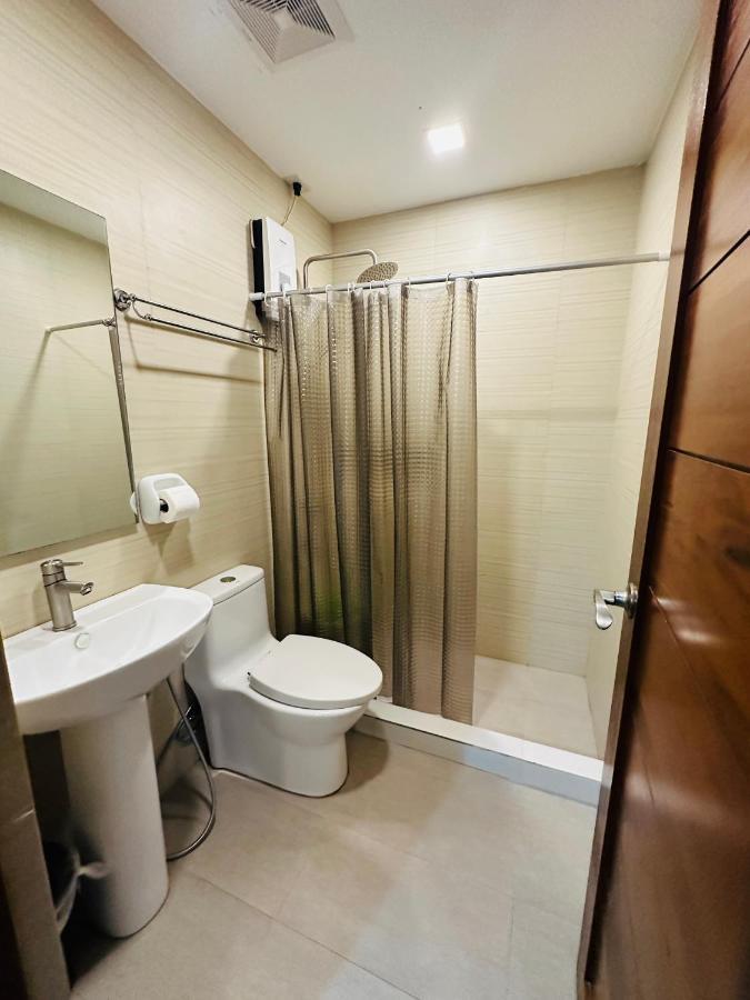 Zj Hometel 科隆 外观 照片